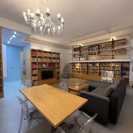 Wroclove Loft Apartment *